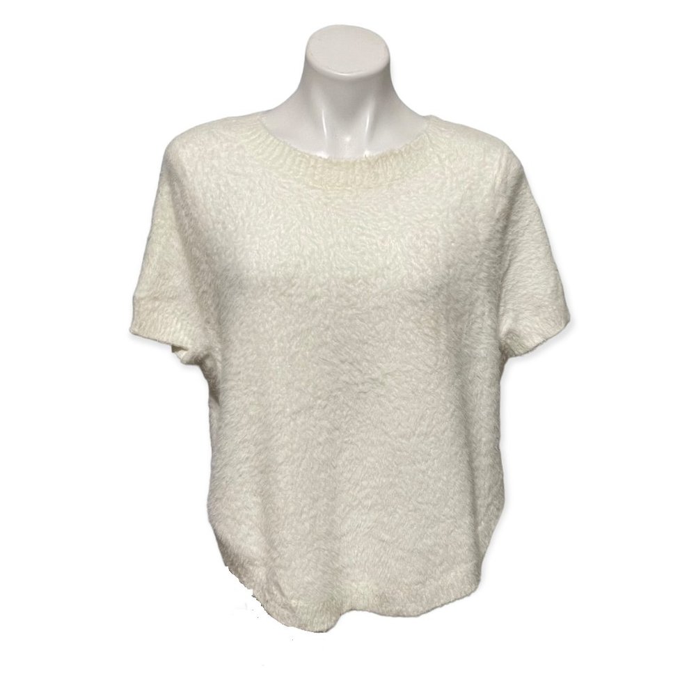 Anthropologie Small Cream Asymmetrical Hem Short  Sleeve Eyelash Sweater